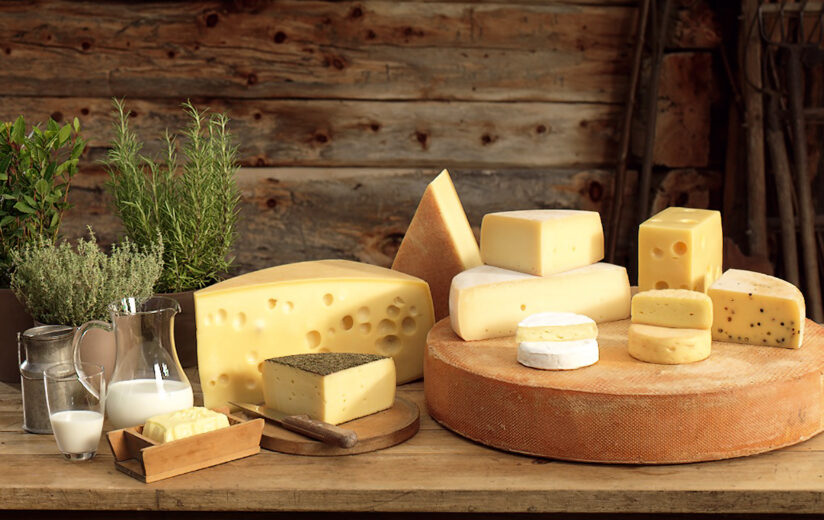 Heumilch-Productshot Holzbrett