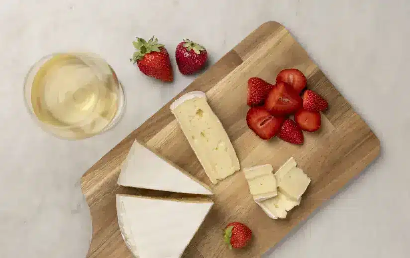 Heumilch-Käse des Monats Juni: Camembert für laue Sommerabende